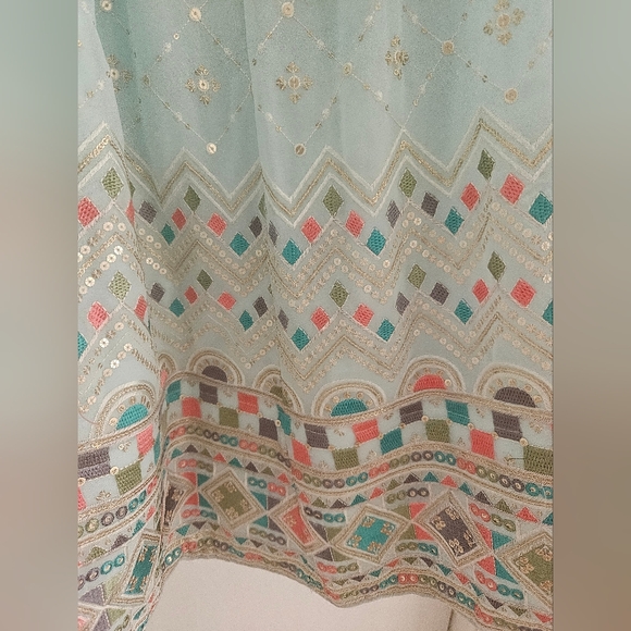 Mint Green Peach Indian Dress Lehenga Choli Dupatta, Size Small, Gently Worn - Picture 3 of 6